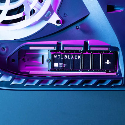 محرك الأقراص الصلبة ويسترن ديجيتال 1 تيرابايت SN850 NVMe SSD لوحدات تحكم PS5 مع مبدد حراري - Gen4 PCIe، M.2 2280، ما يصل إلى 7000 ميجابايت/ثانية - WDBBKW0010BBK-WRSN